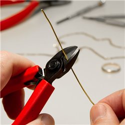 USAG 038 AU1  Tronchese per orafi a tagliente diagonale per filo d'oro L mm 130 a mm 52 b mm 19 c mm 16 d mm 8 Peso gr 94    